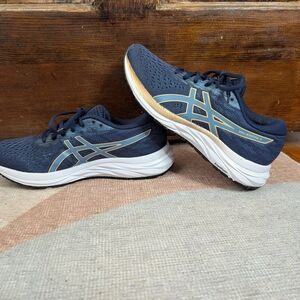 ASICS Women's Gel-Excite 7 Running Shoe Size 9 Women's Navy/White